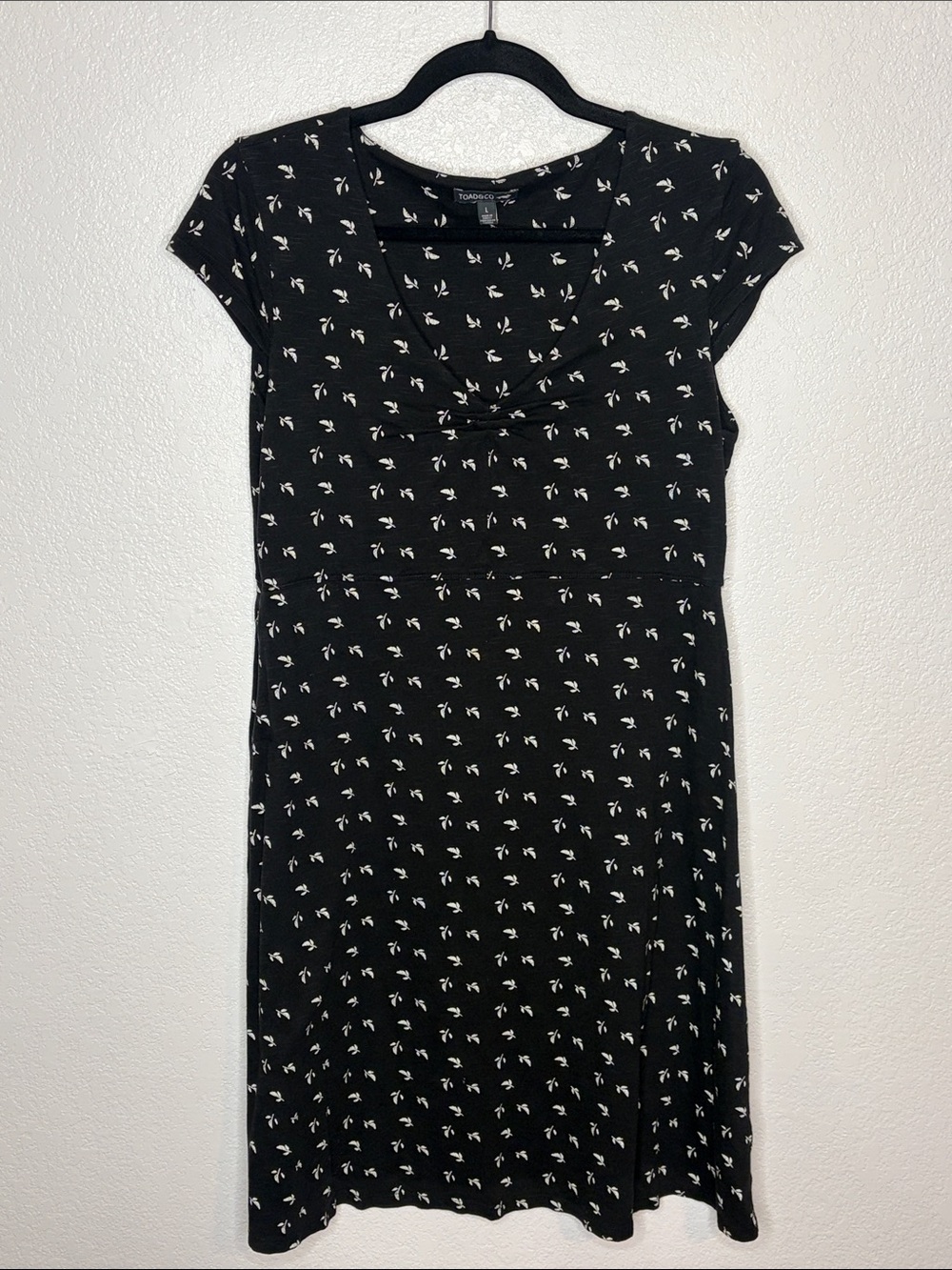 Toad&Co Black White Leaf Print Rosemarie Dress Size Large Organic Cotton Outdoor